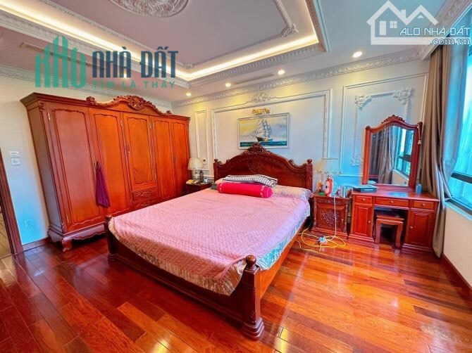 Bán Liền kề KĐT Trung Yên, Cầu Giấy,DT 99m x 5 tầng. Giá 30,5 tỷ.