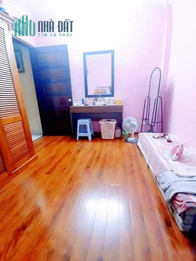Bán Nhà Phố Đội Cấn 34/40m2 x 6 tầng, 6 phòng ngủ đầy đủ công năng, cách 1 nhà ra Phố, giá chỉ hơn