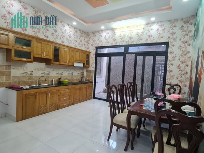 NHÀ ĐẸP- CHÍNH CHỦ -Sở Hữu Ngay Căn Nhà Đẹp Vị Trí tại P.Thạnh Lộc, Quận 12-Tp HCM