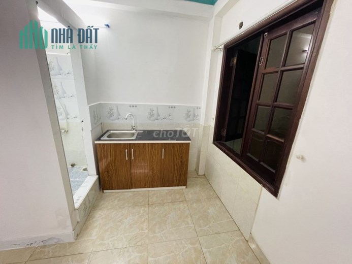 Cho thuê lại Phòng mới có khóa vân tay, mặt tiền đường số 8, Bình Tân