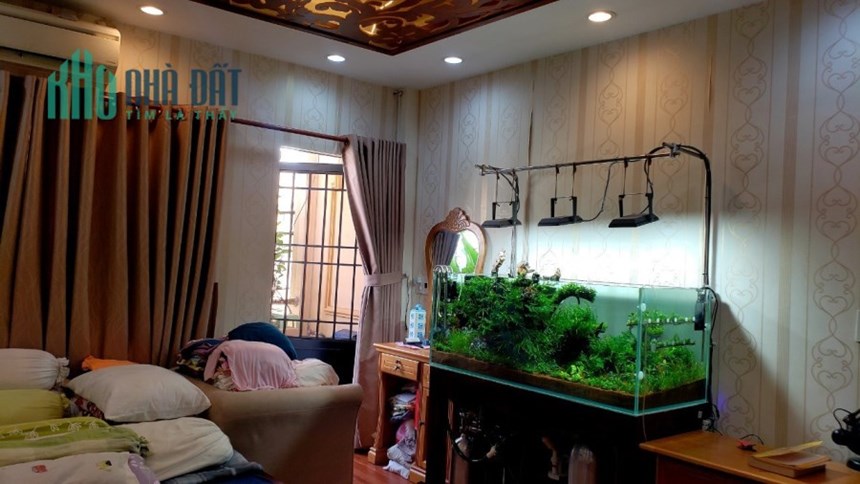NHÀ CHÍNH CHỦ GỬI MUỐN BÁN NHANH, HẠ CHÀO CÒN 3TỶ , HXH 8M TÔ HIẾN THÀNH QUẬN10