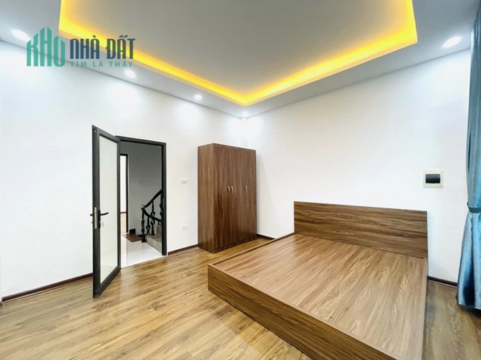 NHÀ ĐẸP LÔ GÓC 2 MẶT NGÕ THÔNG ÔTÔ ĐỖ CỬA 15M ÔTÔ TRÁNH 43M2 4.83 TỶ KIM GIANG