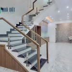 Bán nhà xây mới phố Văn Cao, 63m 4 tầng GIÁ 4.2 tỉ ngõ ô.tô đỗ cửa