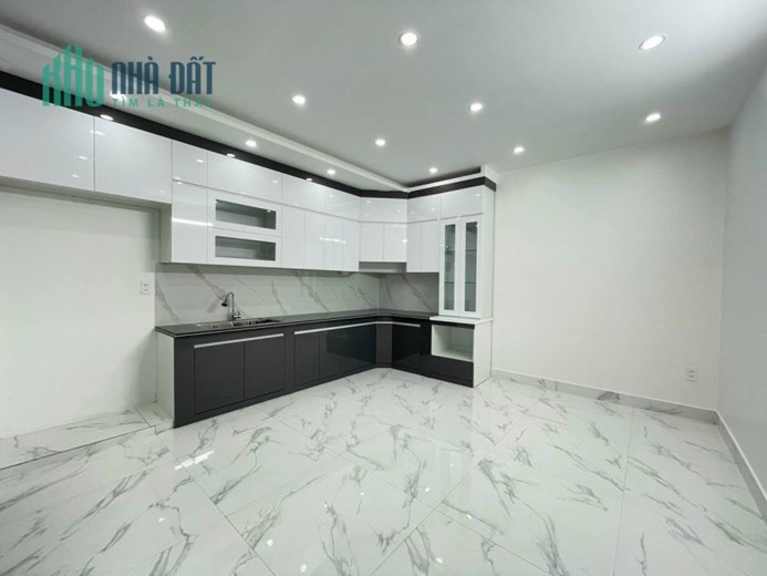 Bán nhà mặt ngõ Đình Đông, 56m 5 tầng có Thang Máy giá 5.2 tỉ cực đẹp