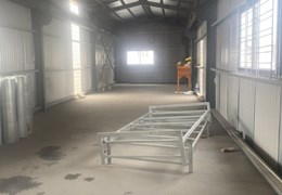 Bán nhà xưởng mặt đường Nguyễn Văn Linh, diện tích 196m GIÁ 10.8 tỉ gần ngay AEON