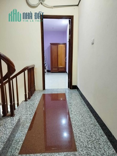 Chính chủ bán ! 3 tầng, dân xây, 63m2, ngõ thông, ô tô, ô bàn cờ, gần trường, gần KCN Bắc Thăng