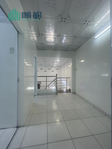 *Bán Gấp Nhà Lê Trọng Tấn Tân Phú 40m2,2 Tầng 2 tỷ xx