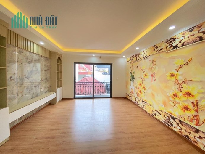 AN DƯƠNG, GARA Ô TÔ, THANG MÁY XỊN, KINH DOANH TỐT 10.4 TỶ