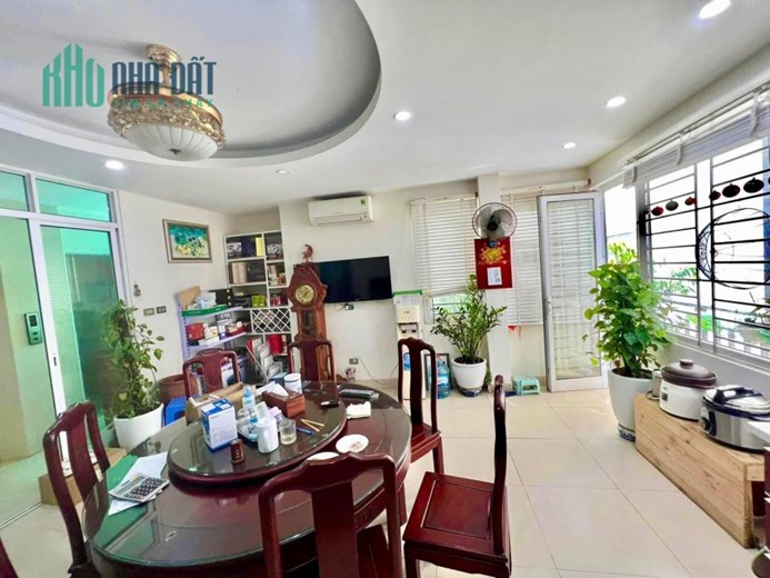 ÂU CƠ, GARA 7 CHỖ, THANG MÁY, KINH DOANH TỐT 10.6 TỶ