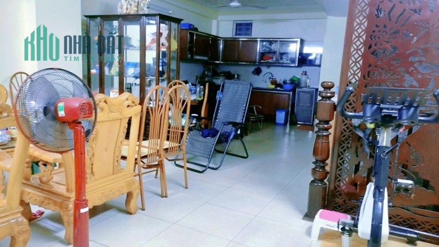💥Bán nhà riêng Dịch Vọng, Cầu Giấy 63m 4T, 20m ra phố, chỉ 5.5 tỷ💥
