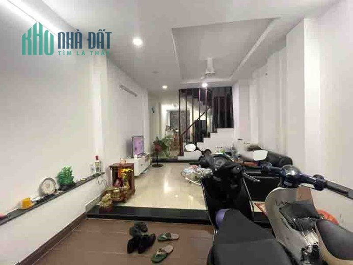 Ngộp Bán Gấp Nhà Gần Kha Vạn Cân, Linh Tây, Thủ Đức 79m2_4x19m, HXH Giá Rẻ