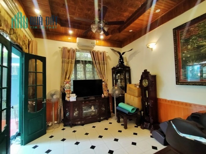 NHÀ NGUYỄN SƠN - LÔ GÓC - DÂN XÂY - NGÕ THÔNG Ô TÔ VÀO NHÀ - HÌNH THỬA SIÊU ĐẸP - CHIA 2 LÔ - AN