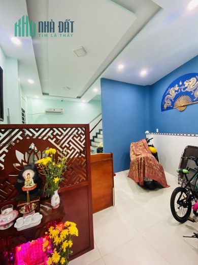 Bán gấp nhà 2MH Dương Đức Hiền quận Tân Phú 4 x 18m chỉ 5,5 tỷ TL