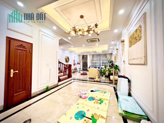 Bán LK A10 Nguyễn Chánh, Cầu Giấy. DT 75m x 4 tầng,MT 6m, hoàn thiện. Giá 23,2 tỷ