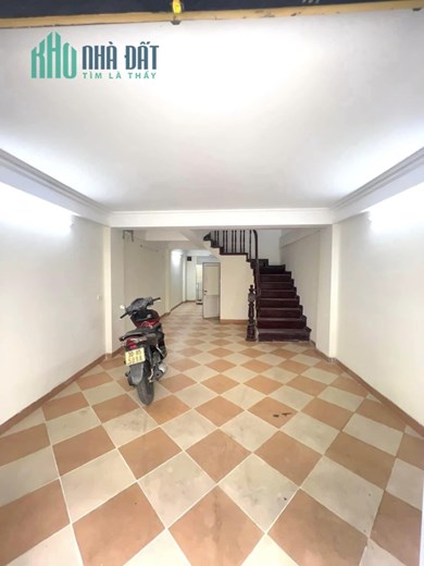💥Kinh doanh Ô tô tránh Pháo Đài Láng, Đống Đa 45m*5T chỉ 10.8 tỷ💥