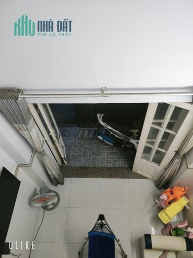 Nhà phố hiện đại Thành Thái, Quận 10, sổ sẵn, hẻm xe hơi, DTSD140m2,  4tỷ9.
