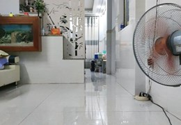 Nhà phố hiện đại Thành Thái, Quận 10, sổ sẵn, hẻm xe hơi, DTSD140m2,  4tỷ9.