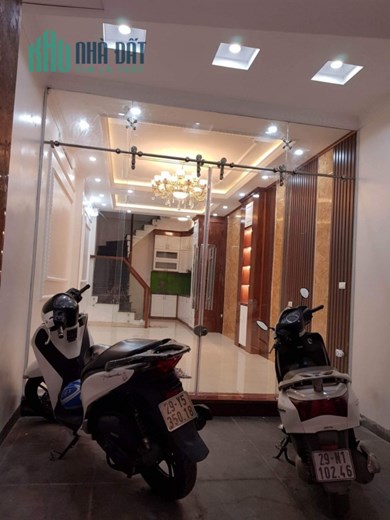 Lịnh Quang, Đống Đa NHÀ MỚI KOONG ĐẸP , KD 40m, 5T, MT 3,6, giá 5,58 tỷ
