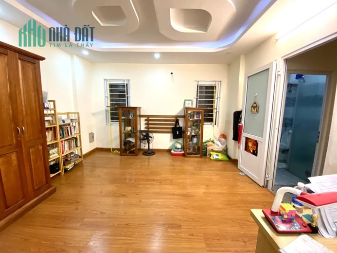 Bán nhà phố Tô Vĩnh Diện, ô tô, nhà đẹp, dân xây, 170m, 15 PN,  ở,  cho thuê, 16.8 tỷ