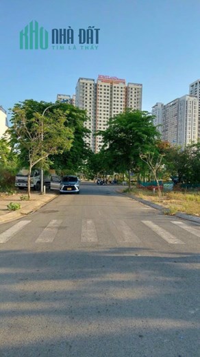 CHO THUÊ NHÀ THIẾT KẾ 3 LẦU 4 PHÒNG NGỦ BÊN CẠNH LAKE VIEW QUẬN 2 TP. THỦ ĐỨC
