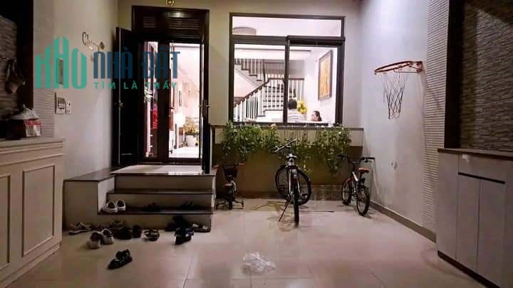 Bán Nhà KĐT Văn Phú - Hà Đông 90m2 x 4 tầng, phân lô ô tô tránh vỉa, ở sướng an sinh đỉnh cao, giá
