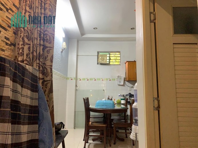 NGANG HIẾM 6,5M-80M2-HXH- TT Q7-CÁCH LÂM VĂN BỀN 30M- NHỈNH 5TỶ-0909615591