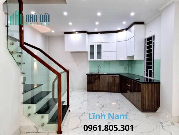 Bán gấp Lô góc 50m2, 5 tầng, mặt tiền 5m, hơn 5 tỷ Lĩnh Nam Hoàng Mai Hà Nội