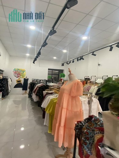 Bán nhà MT KD hạ chào bằng đinh giá ngân hàng Phan Văn Hớn, TTN, Q12, 250m2.