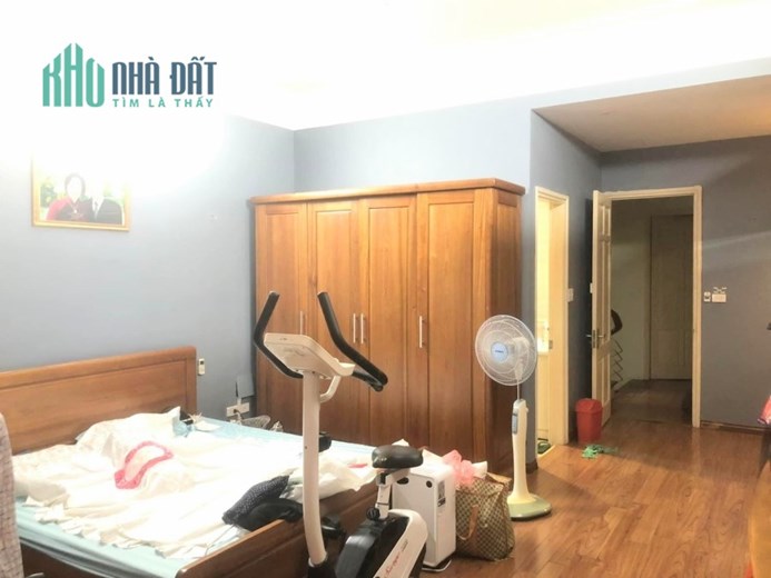 Bán nhà phố Khương Trung, ô tô, view hồ, ở vip, kd đỉnh, 60m, mt 7m, nhỉnh 8 tỷ
