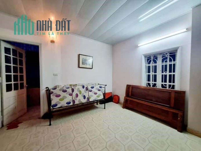 Bán Nhà Ngõ 90 Phố Đào Tấn 48m2 x 3 tầng, ngõ thông gần Phố, nội thát sang xịn, giá đầu tư chỉ hơn