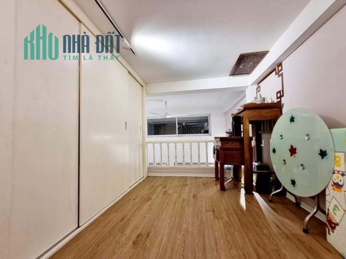 Bán Nhà Ngõ 90 Phố Đào Tấn 48m2 x 3 tầng, ngõ thông gần Phố, nội thát sang xịn, giá đầu tư chỉ hơn