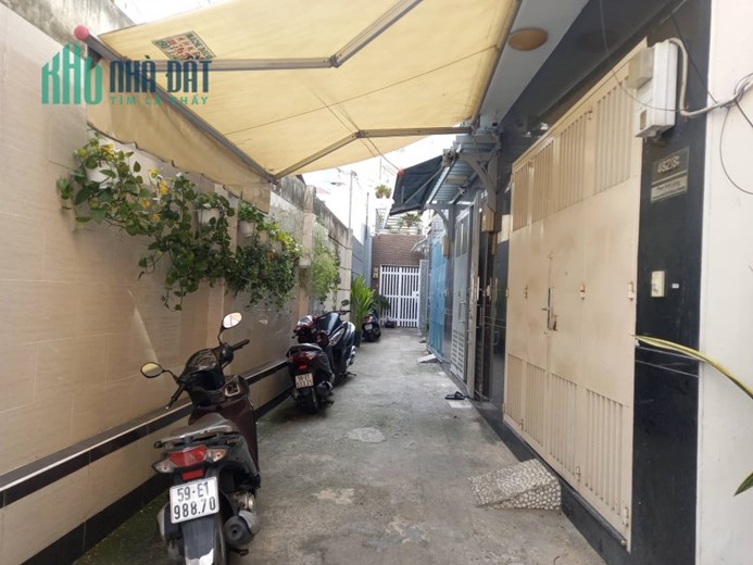 BÁN NHÀ ĐƯỜNG PHAN XÍCH LONG, DT 40M2, 4 TẦNG, 8.3 TỶ (CÒN TL)