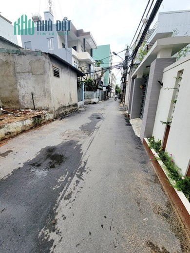 Giá gấp bán 2,x tỷ, Kiệt Ô tô THÁI THỊ BÔI, Thanh Khê, ĐN, nhà 3 phòng ngủ, đủ công năng