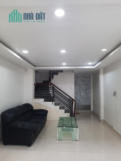 Bán nhà HXH Đường Phạm Viết Chánh P.19 Q.Bình Thạnh 45 m2 5 tầng hiếm Chỉ 9 Tỷ vào ở ngay.