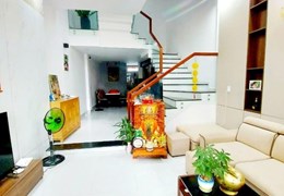 Mặt tiền NGUYỄN PHƯỚC NGUYÊN, Q. Thanh Khê, ĐN; 3 tầng mới đẹp , GIá Sập hầm 3,6 tỷ