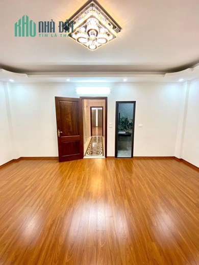 AN DƯƠNG - GARA 7 CHỖ, THANG MÁY, NỘI THẤT CAO CẤP 10.3 TỶ