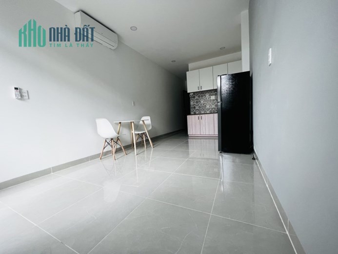 Chính chủ cho thuê phòng trọ full nội thất, đường Đặng Thùy Trâm, gần ĐH Văn Lang, nhà mới xây