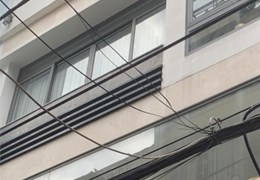 +HƠN 5TỶ,Sát Quận1-Vài Căn Ra Mặt TiềnTRẦN BÌNH TRỌNG QUẬN 5, 4TầngBTCT,Mới Đẹp Vào Ở Liền.