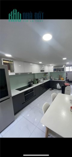 +HƠN 5TỶ,Sát Quận1-Vài Căn Ra Mặt TiềnTRẦN BÌNH TRỌNG QUẬN 5, 4TầngBTCT,Mới Đẹp Vào Ở Liền.