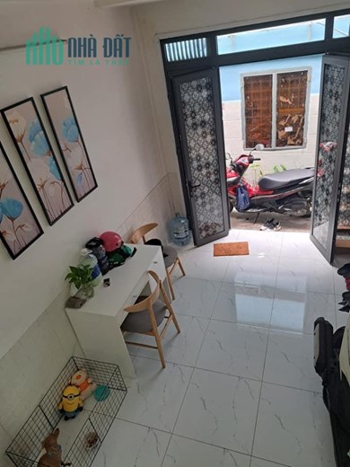 BÁN NHÀ MỚI TRẦN XUÂN SOẠN - GẦN HẺM XE HƠI , NHỈNH 2 TỶ