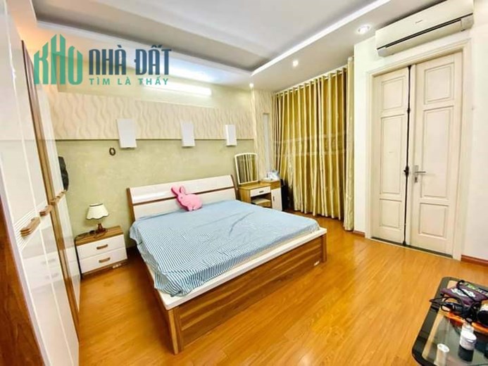 Bán Nhà Đường Láng 55m2 x 5 tầng , mặt ngõ rộng ô tô tránh , kinh doanh đỉnh cao , giá 290tr/m2.