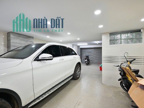 Biệt Thự Mặt Tiền 5.5Mx15.5M - 6Tầng - P12 Quận Tân Bình.