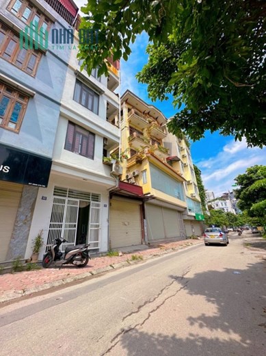 Bán nhà đẹp phố Trường Chinh, Đống Đa, 90m2, MT7m, sát ô tô chỉ 6.8 tỷ