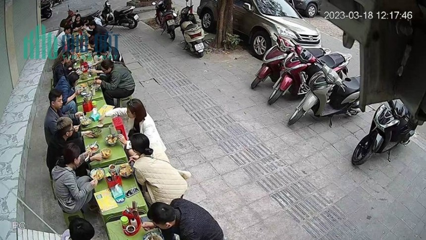 SANG NHƯỢNG CỬA HÀNG BÚN RIÊU CUA Địa chỉ: 289 trần khát chân.