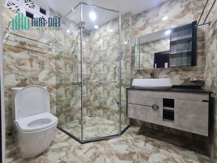 Bán Nhà Phố Nguyễn Khang 146m2 x5 tầng 16 phòng khép kín chỉ 16 tỷ hiện đã full khách, cần bán gấp