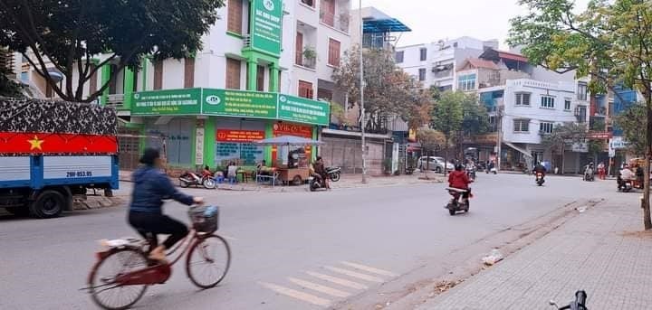 Siêu hót nhà mặt phố Mỗ Lao, Hà Đông, 55m2x4T, MT5m, kinh doanh giá 11 tỷ