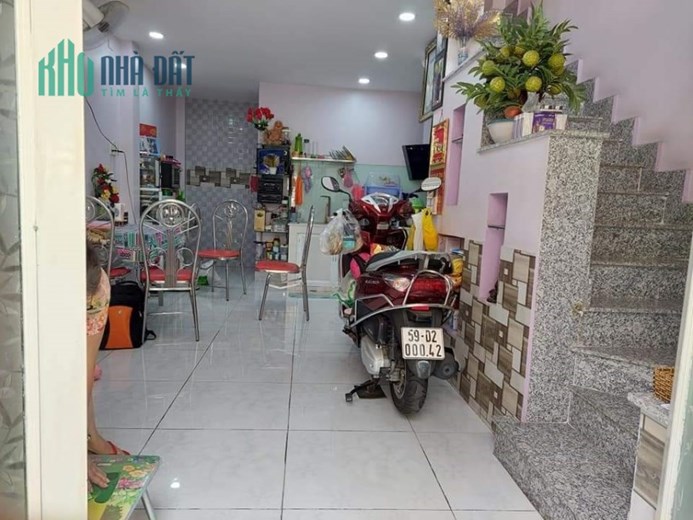 *Bán gấp nhà đường số 2 BHH 34m2 ngang đẹp 4.2 ,3 Tầng Nhỉnh 3 tỷ