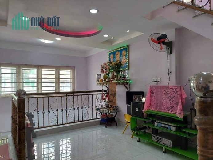 *Bán gấp nhà đường số 2 BHH 34m2 ngang đẹp 4.2 ,3 Tầng Nhỉnh 3 tỷ