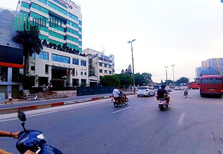Bán Nhà Mặt Phố Kim Đồng 113/119m2*5 tầng, 2 mặt tiền, 1 mặt Phố, 1 mặt ngõ, vỉa hè 7m, kinh doanh
