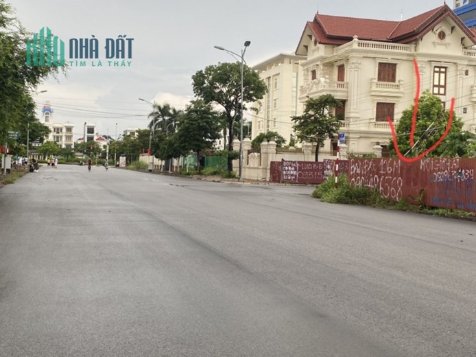 Bán lô đất 70M 2 mặt đường TDC phúc lộc Lê Hồng Phong Hải An